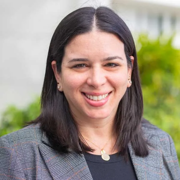 headshot of Ariel Kobetz