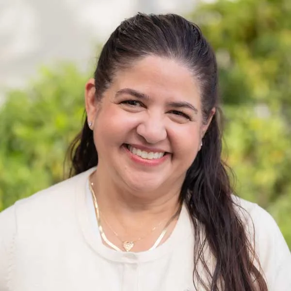 headshot of Julie Pfeiffer